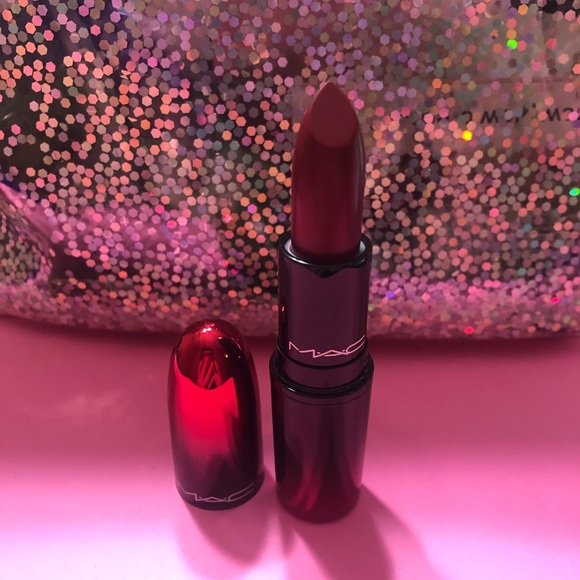 BNIB! MAC Love Me Lipstick 💄 in E For Effortless 423 - Picture 2 of 7
